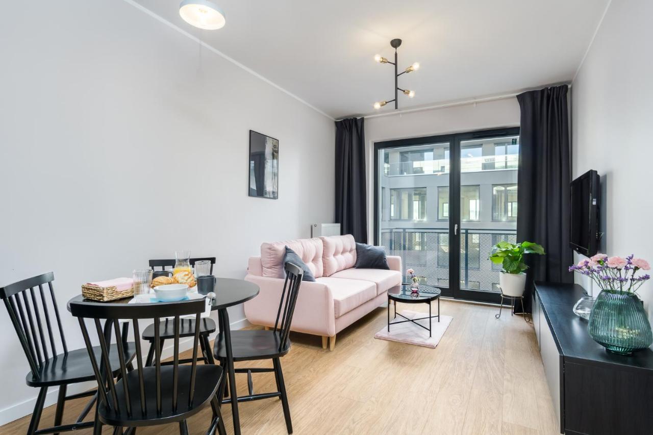 Apartament Male Garbary Poznaň Exteriér fotografie